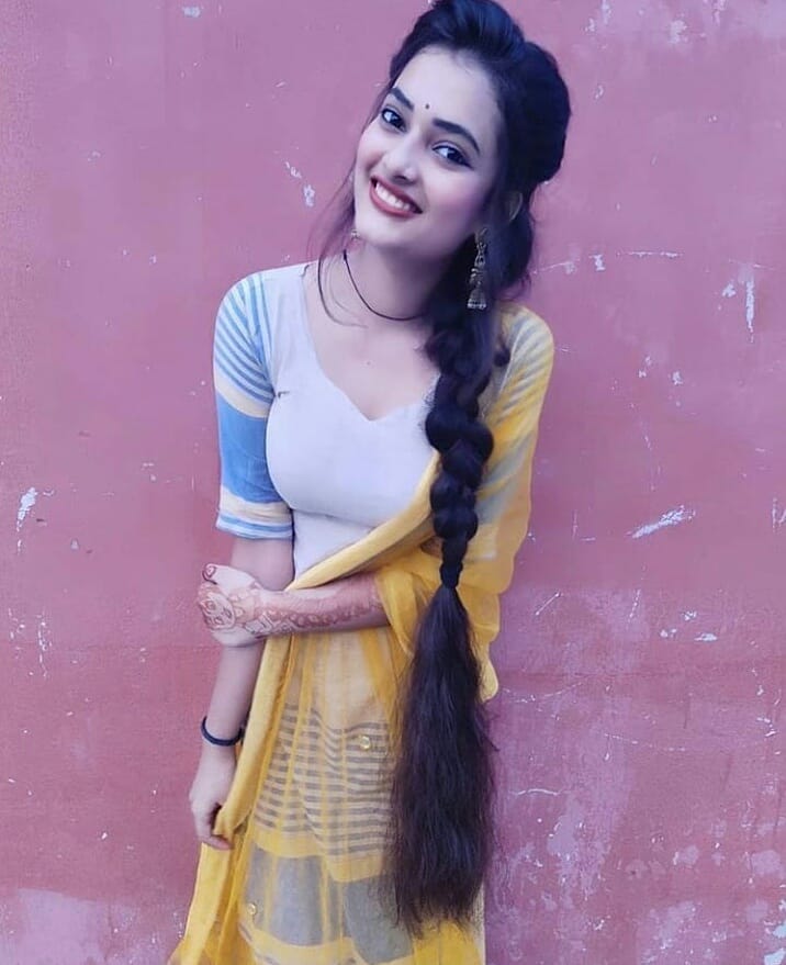 Old and 18 Plus Call Girls in Lucknow Big Boobs Call Girl in Lucknow